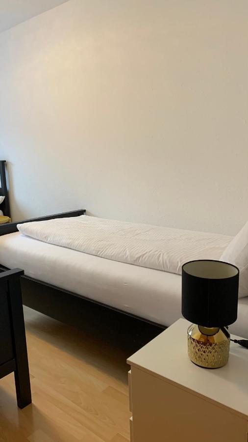Dubai 2 Apartment Интерлакен Екстериор снимка